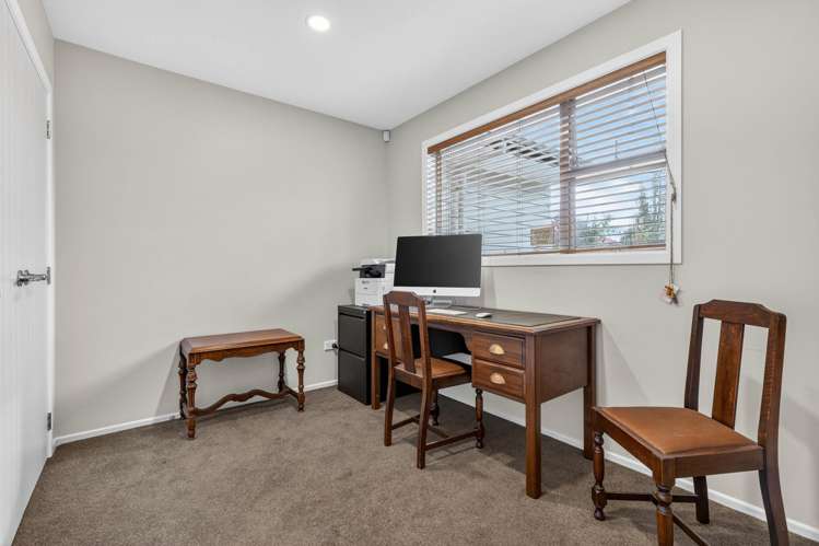 72 Jellicoe Drive Hamilton East_12