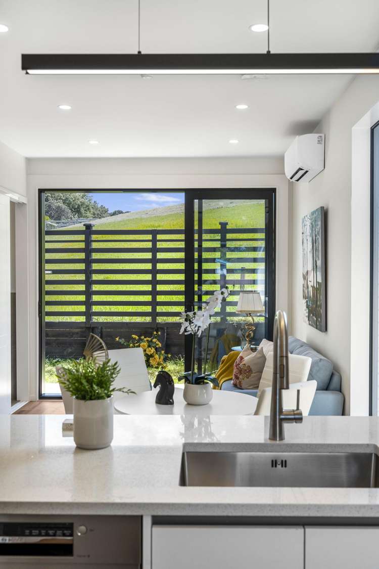 1-3/7 Cindy Place Pakuranga_13