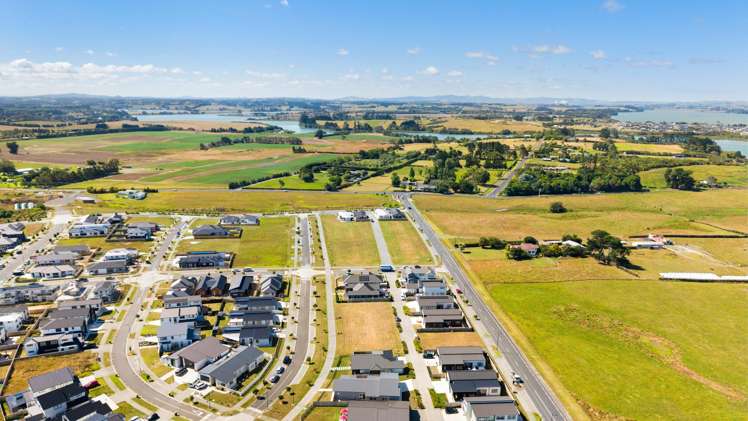 17 Uatoto Road Clarks Beach_32