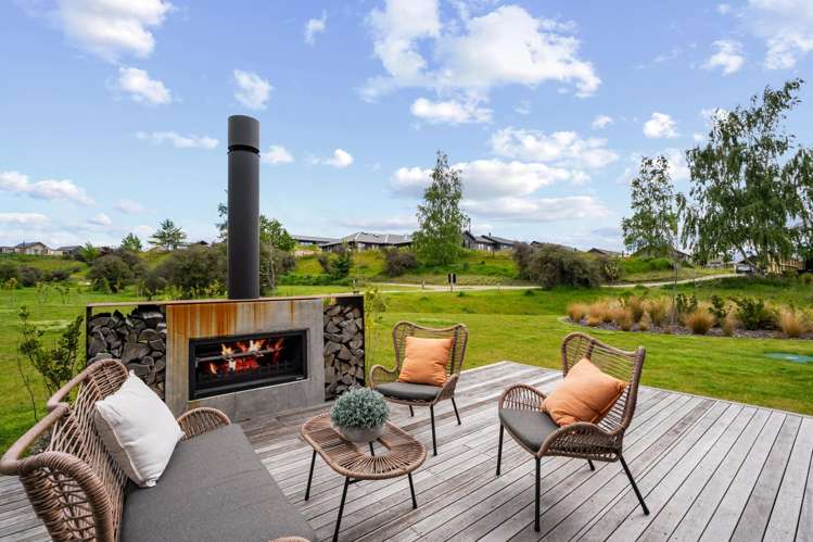 7 Mckenzies Shute Jacks Point_23