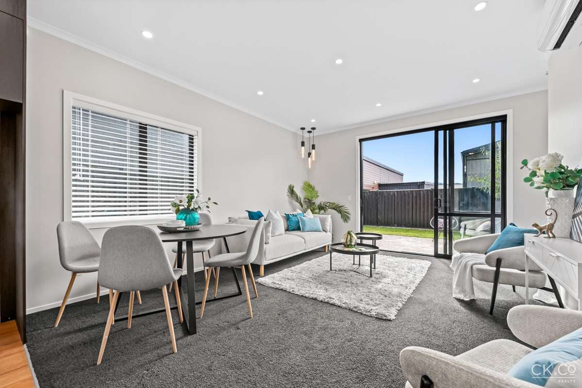 7 Aston Crescent_2