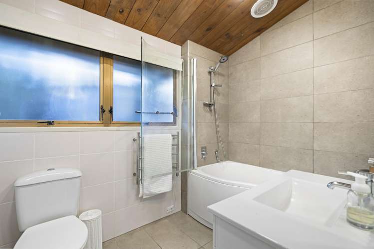 35 Kurnell Drive Botany Downs_9