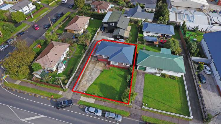 1/95 Henderson Valley Road Henderson_0