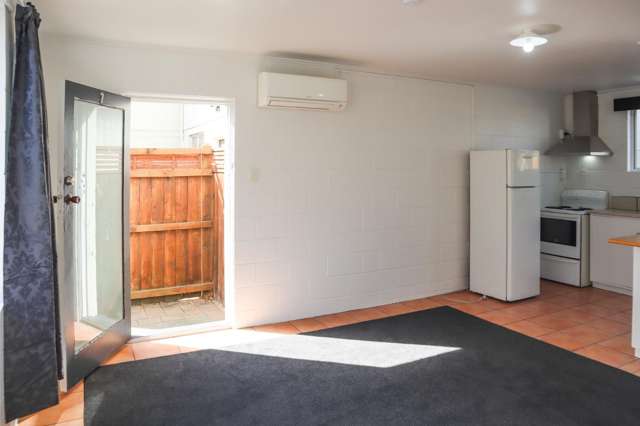 7/21 Olliviers Road Phillipstown_4