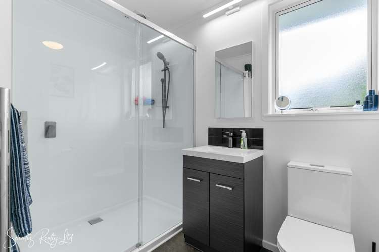 23 View Street Maungaturoto_17