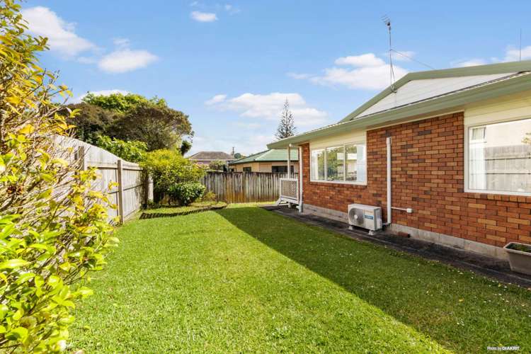 50 Bodi Place Te Atatu South_10