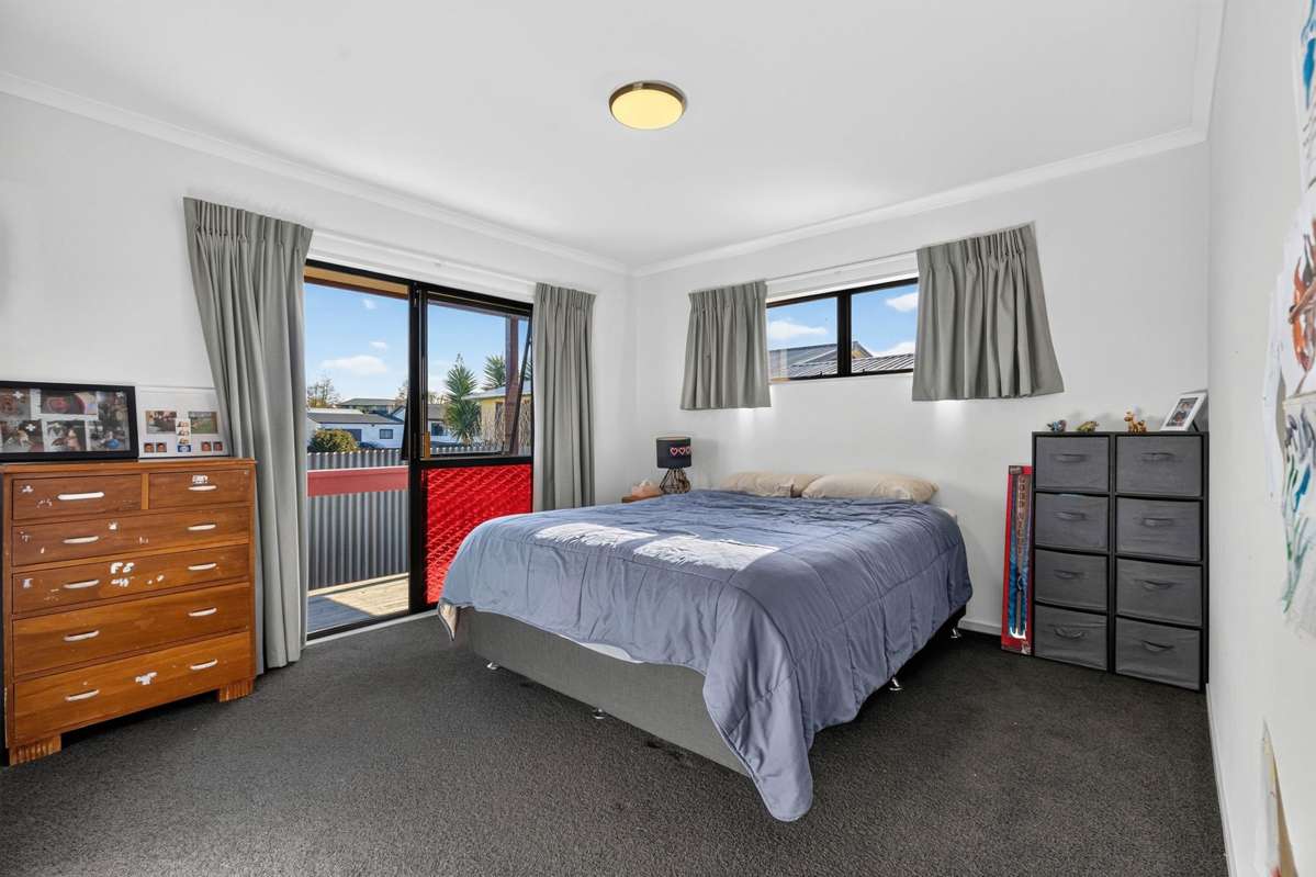 15B Lloyd Drive_3