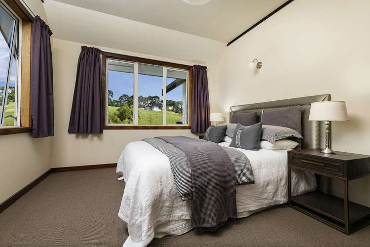 641a Ridge Road Riverhead_23