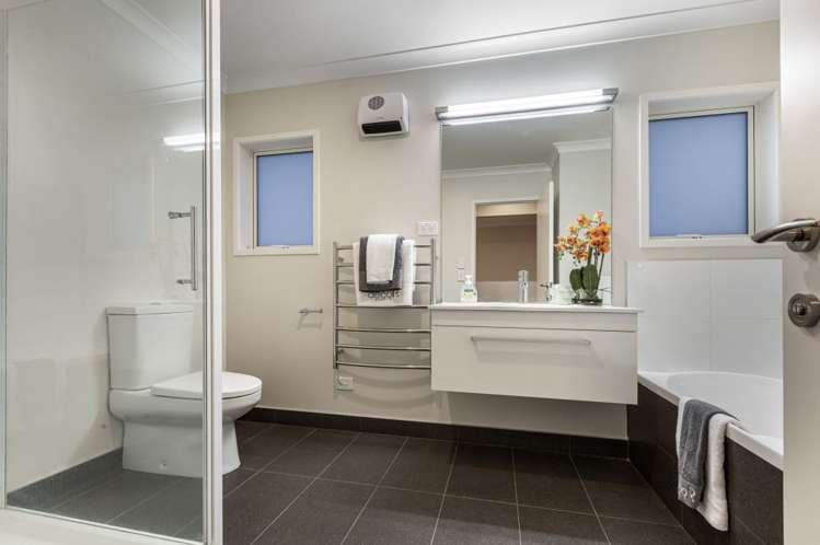 1/35 East Coast Road Milford_16