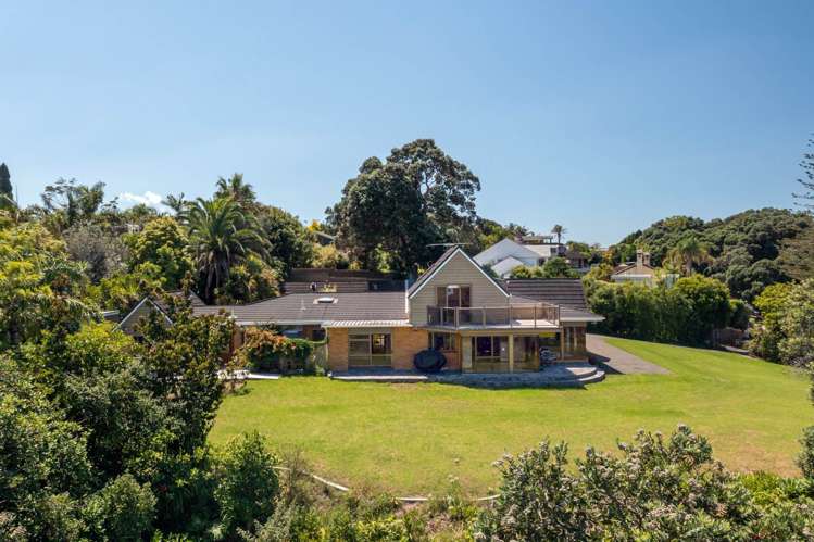 59 Rock Isle Road Torbay_40