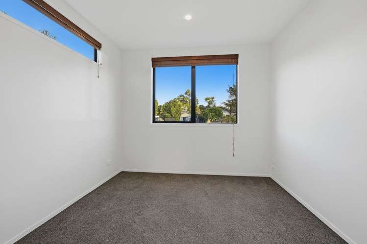 59A The Circle Manly_24