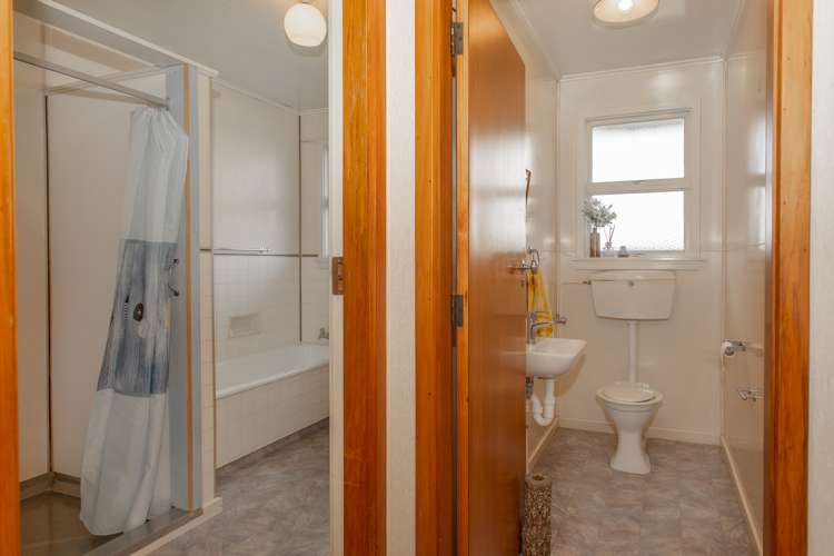 64 Creek Road Allenton_11