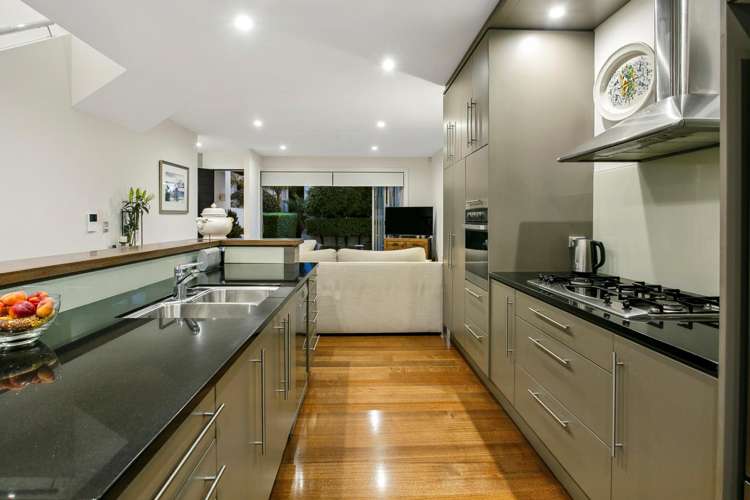 6/7 Killarney Street Takapuna_14