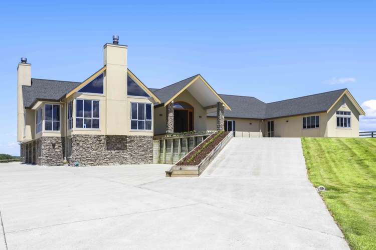 759 Tuhikaramea Road Ngahinapouri_25