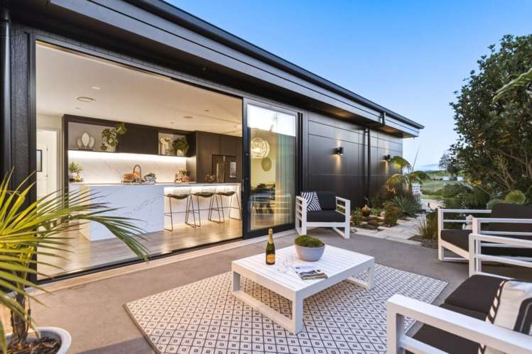 33 Montia Close_5