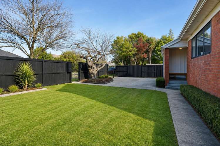 17 Achilles Street Burwood_2