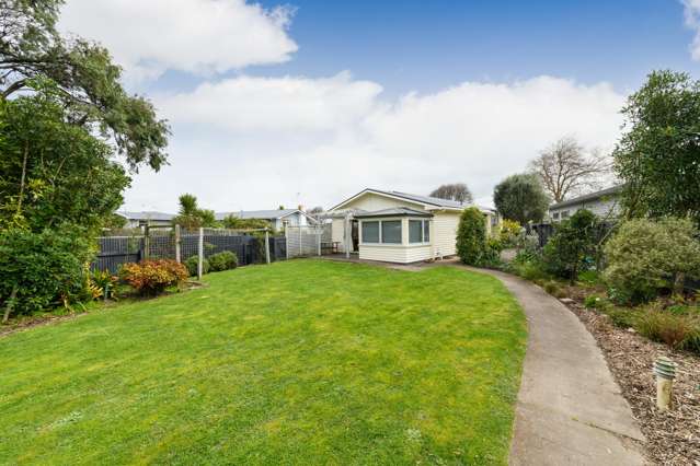 42 Long Melford Road Awapuni_3