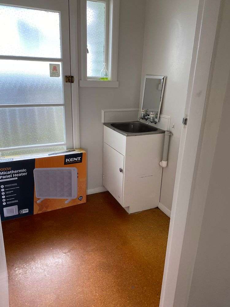 33 Henderson Crescent Parkvale_10