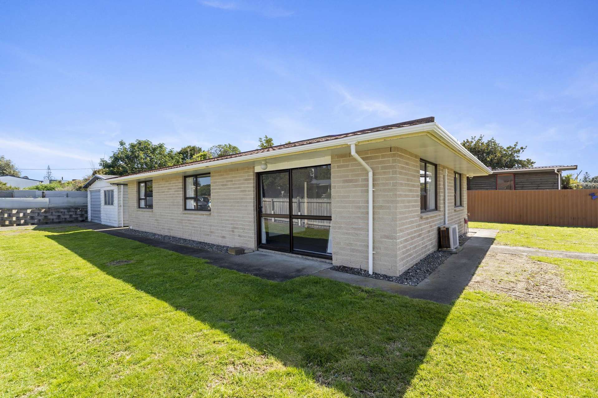 87 Norfolk Crescent Otaki Beach_0