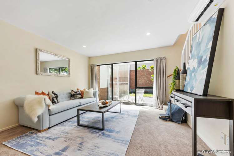 18/1 Melview Place_1