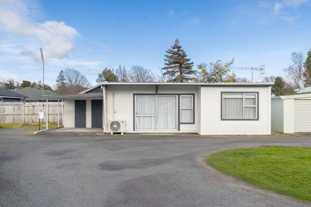 Extremely tidy first home/investment
