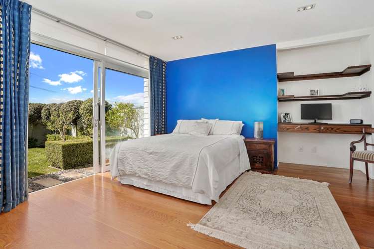 81 Seacliffe Avenue Narrow Neck_17