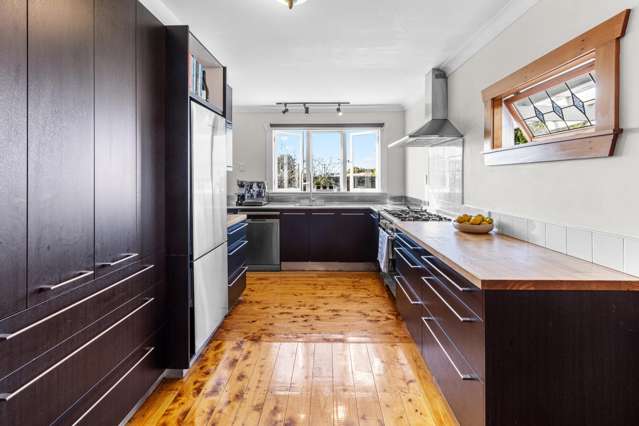 4 Barrett Road Spotswood_1