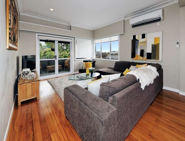 312 Glengarry Road Glen Eden_5