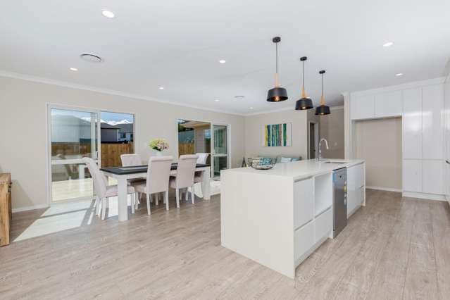 18 Syd Grant Crescent 1627_3