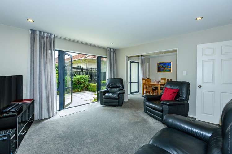 2/573 Manchester Street Saint Albans_3