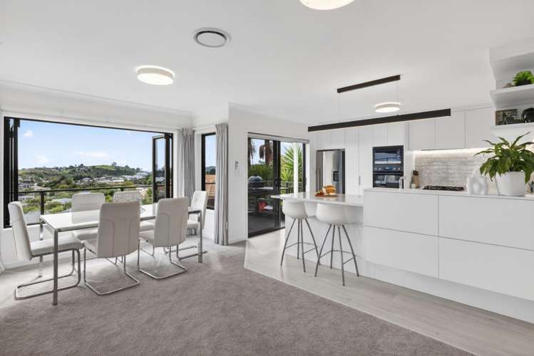 25 Aurora Avenue Welcome Bay_13