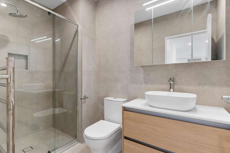 28 Kauriki Terrace Stonefields_12