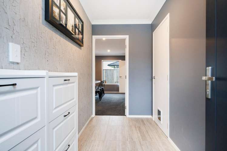 8 Butler Place Fitzherbert_16