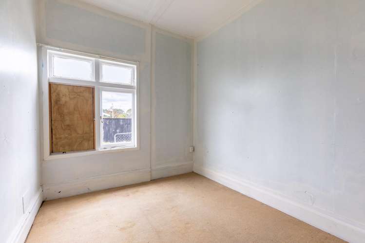 13 Dublin Street Dannevirke_12
