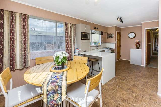 169 California Drive Totara Park_3