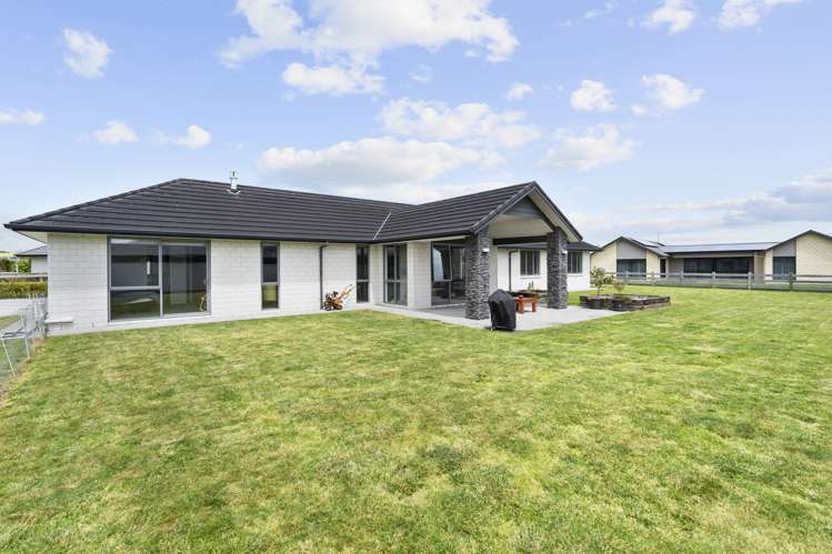 51 Baxter Michael Crescent Cambridge_20