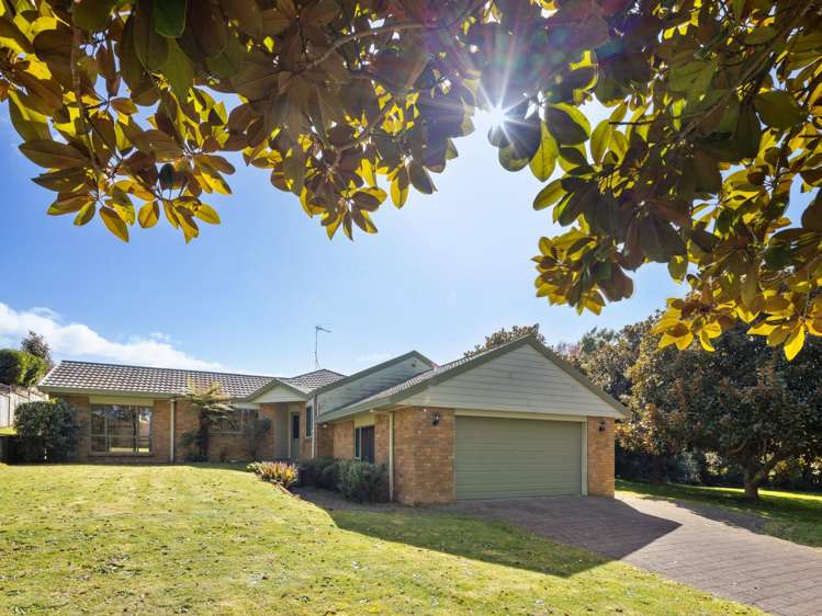 20 John Webb Drive Glenview_21