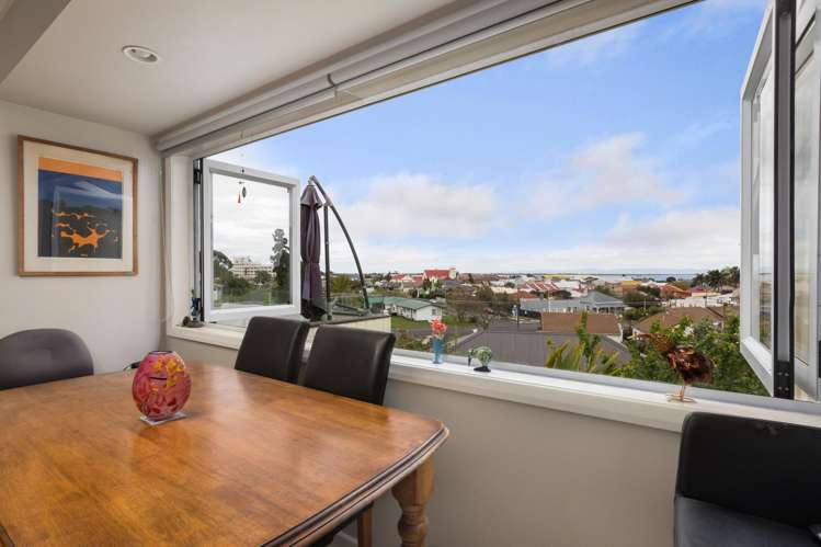 100 Broad Street Thames_13