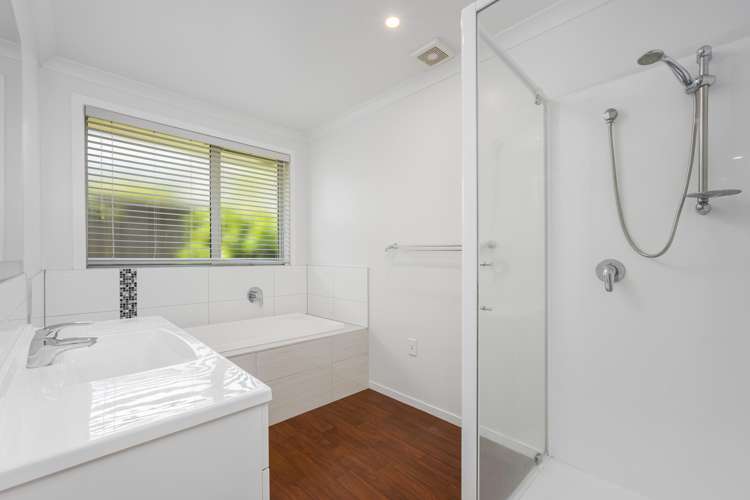 77 Red Beach Road Red Beach_15
