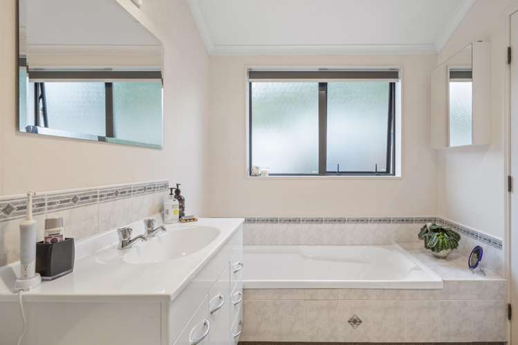 39 Roto Street Hurdon_18