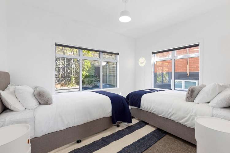 277 Queens Drive Lyall Bay_19