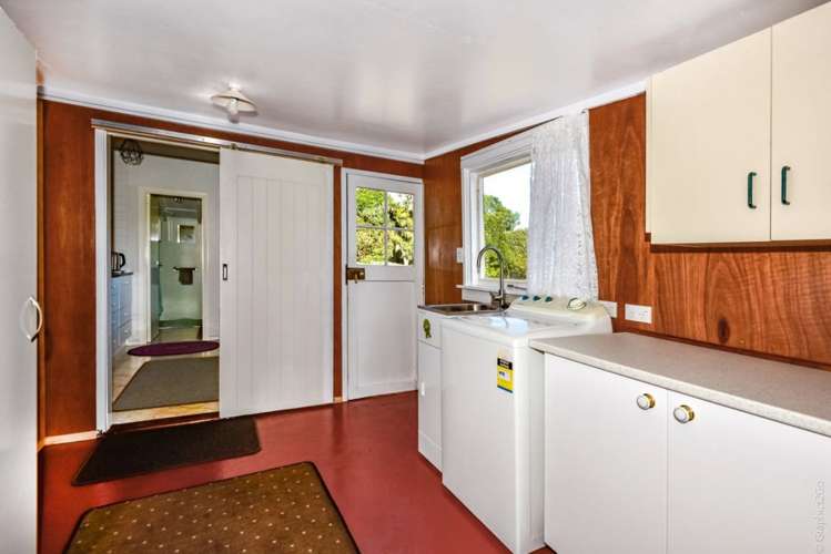 102 Pacific Drive Southbridge_16