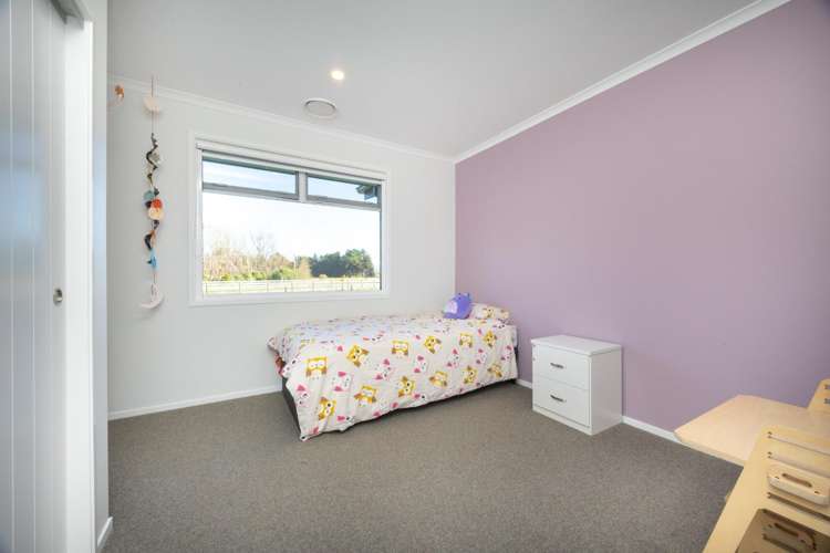 1 Ashgrove Lane 10920_10