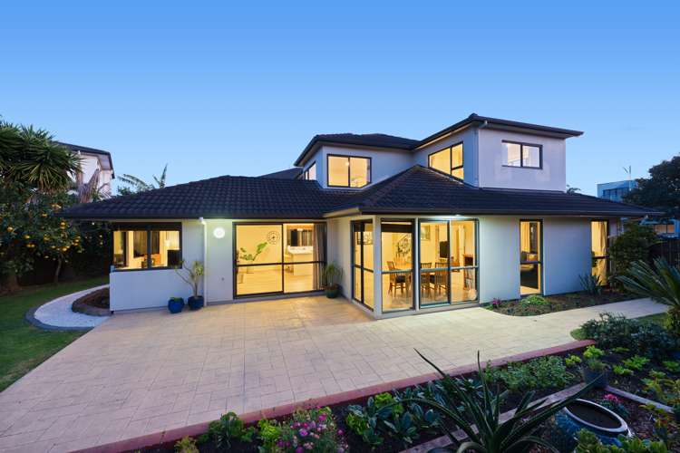 35 Waimanu Bay Drive Te Atatu Peninsula_9