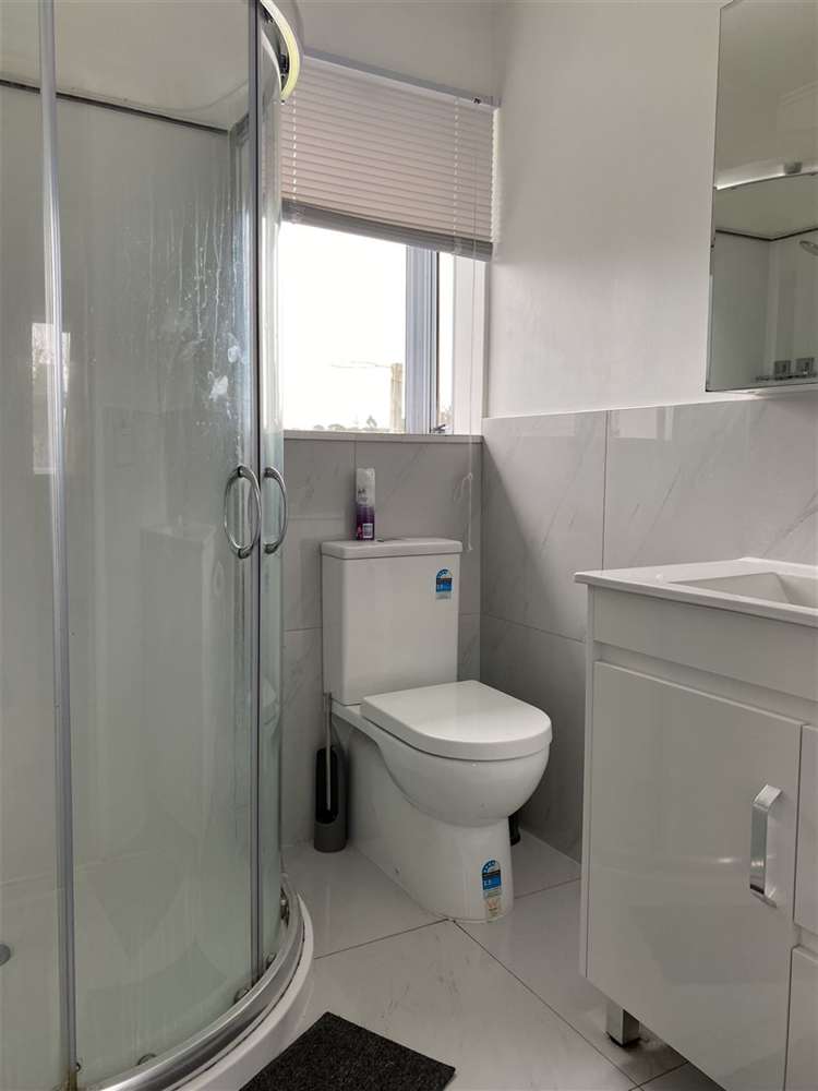 82 Commodore Drive Lynfield_14