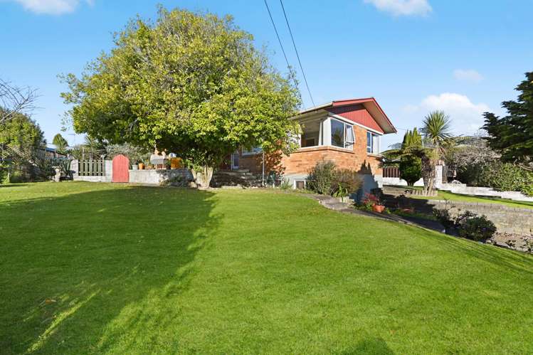 14 Frederick Drive Dinsdale_1