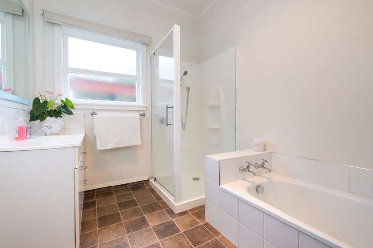 97 James Cook Street Havelock North_14