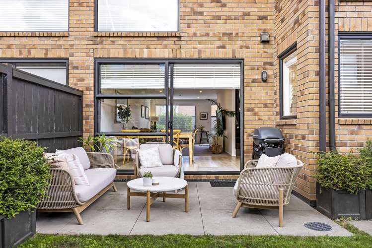 53 Scoria Crescent Stonefields_10