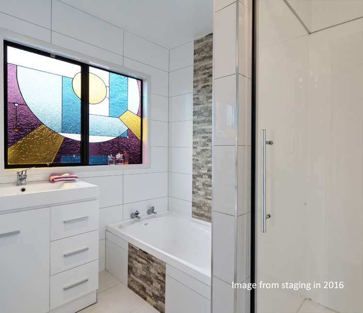 2/14 Kelkirk Street Kelston_11