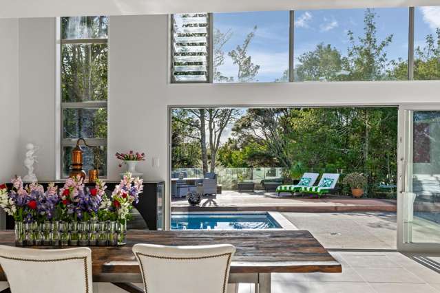 Solid concrete home, only 8 minutes to Albany!